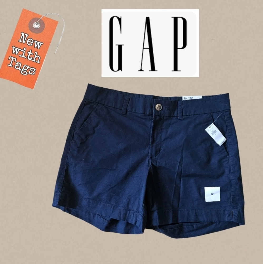 NWT/ Old Navy Every day Short . 5" inseam